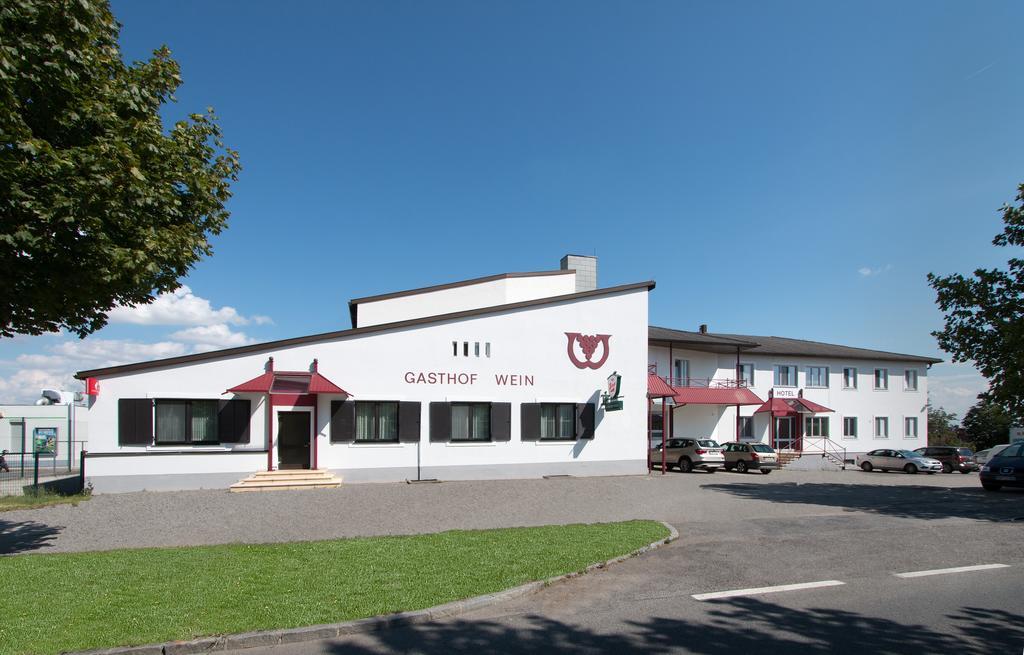 Gasthof-Pension Wein Breitenbrunn  Exterior photo