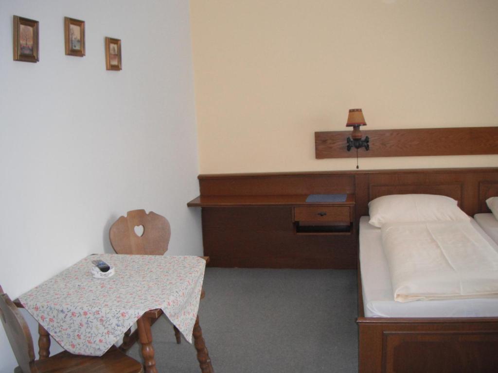 Gasthof-Pension Wein Breitenbrunn  Room photo